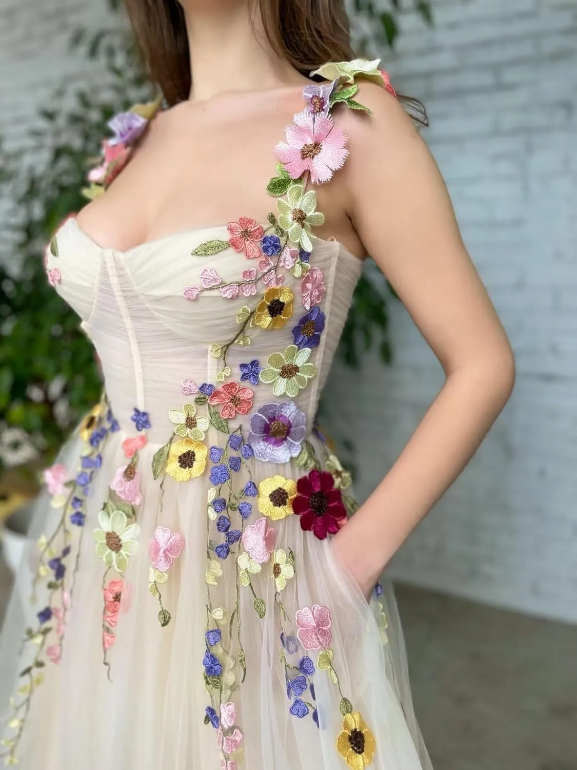 Tulle 3D Flowers Prom Dresses Long for Women Spaghetti Straps Sweetheart Neck Formal Evening Gowns with Pockets.