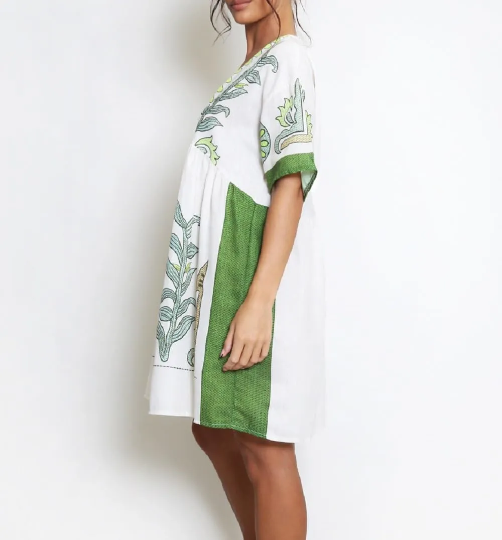 Women Bohemian Floral Mini Dress V Neck Flare Sleeve Sundress Loose Fit Flowy Beach Dress Summer Holiday Dress