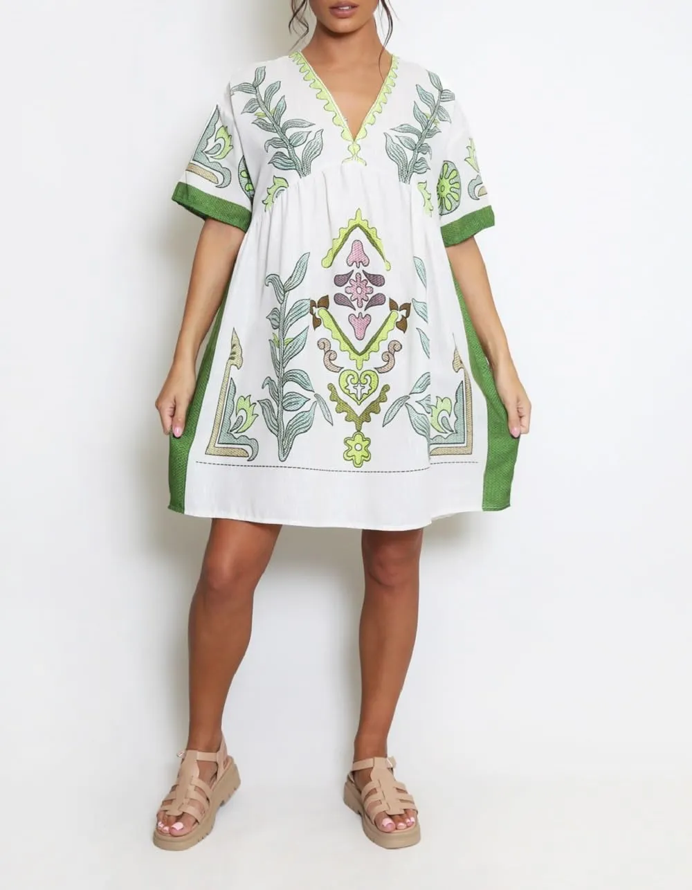 Women Bohemian Floral Mini Dress V Neck Flare Sleeve Sundress Loose Fit Flowy Beach Dress Summer Holiday Dress