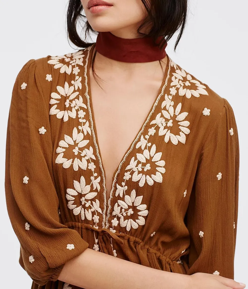 Women Boho Floral Maxi Dress Puff Sleeve V Neck Long Dress Bohemian Flowy Tiered Dress Loose Fit Shirt Dress