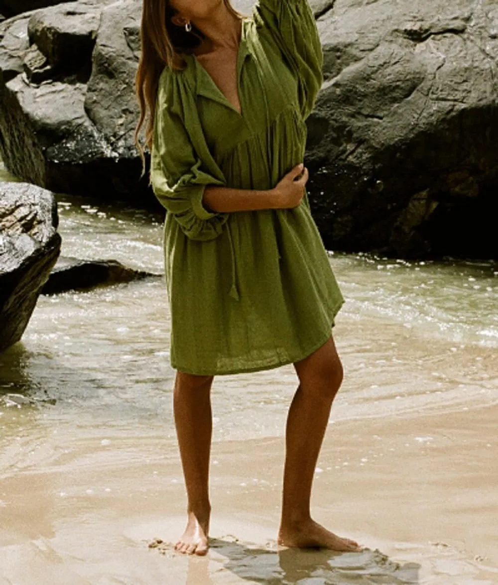 Women Boho Puff Sleeve Short Dress Floral Flowy Babydoll Dress V Neck Loose Fit A Line Dress Bohemian Mini Sundress